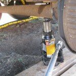 jack-to-hold-axle